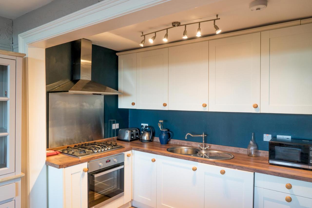 Queen St: Superb Penthouse Flat W/Roof Terrace Lägenhet Edinburg Exteriör bild